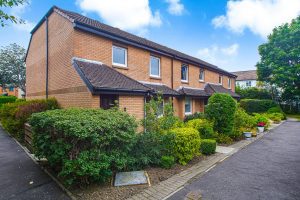 Shaw Court, Newton Mearns